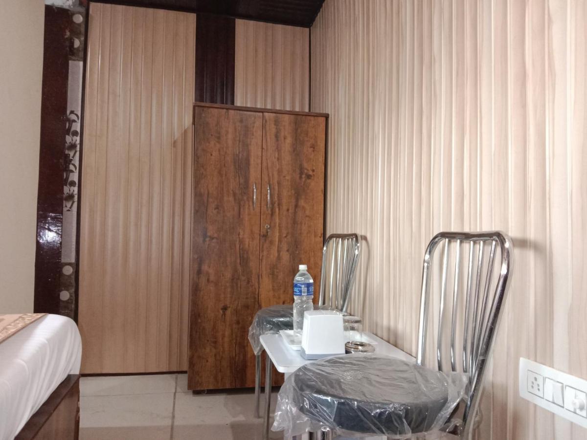 City Palace بانتشكولا المظهر الخارجي الصورة
